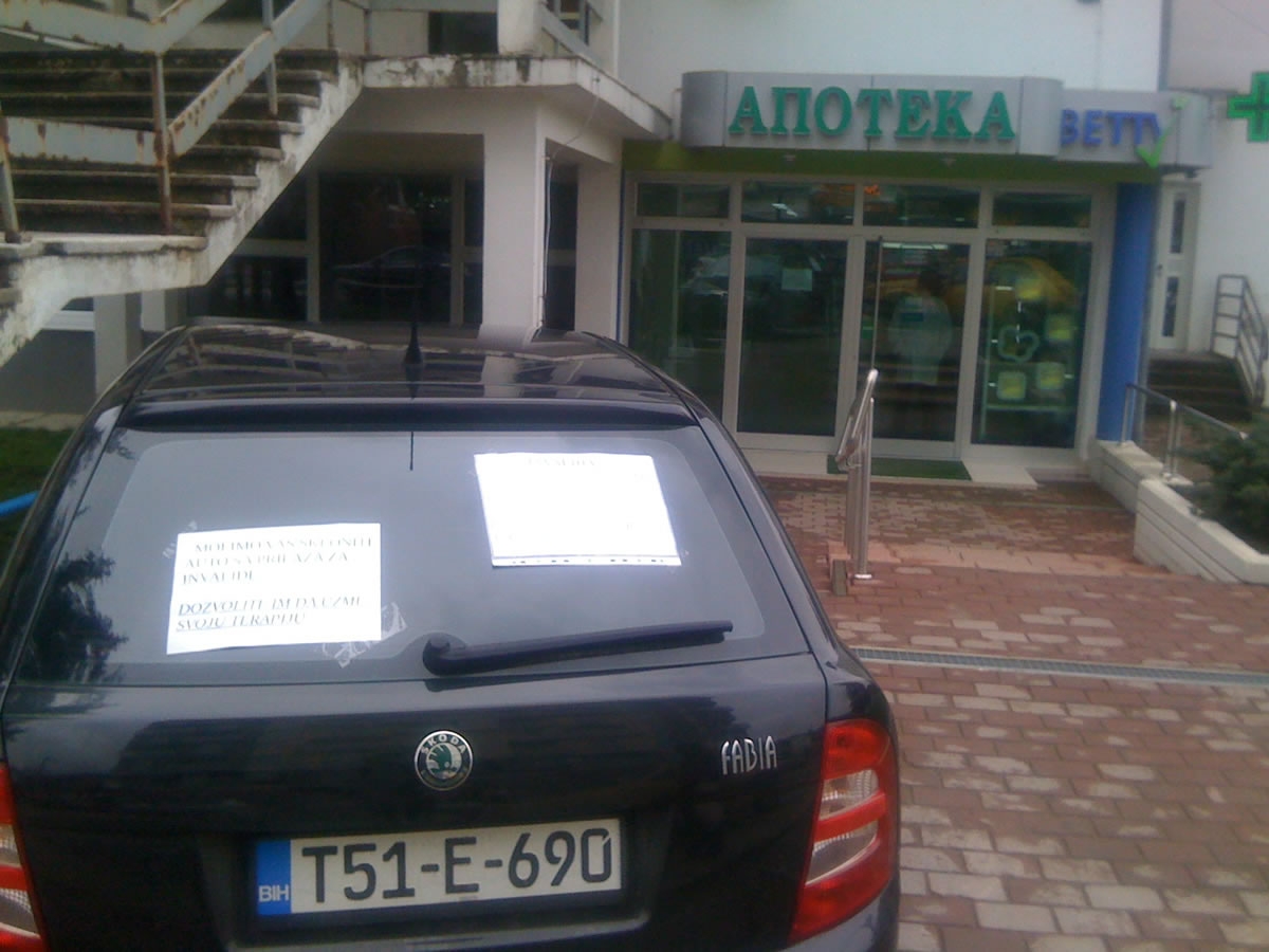 PARKING PAPAK DOBOJ: U "Obrendorfu" invalidi građani drugog reda!?