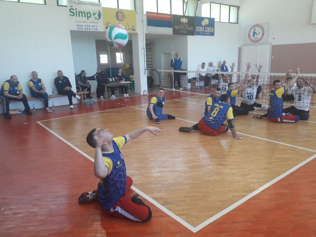 DOBOJ: Uspješan nastavak prvenstva Odbojkaškog kluba invalida "Doboj" (FOTO)