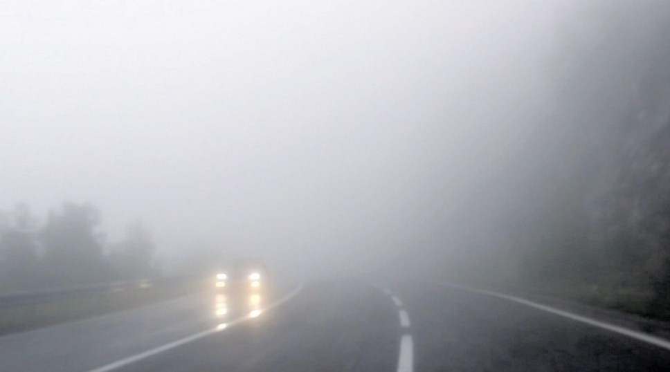 PUTEVI: Poledica u višim predjelima, magla na području Kneževa i Mrkonjić Grada