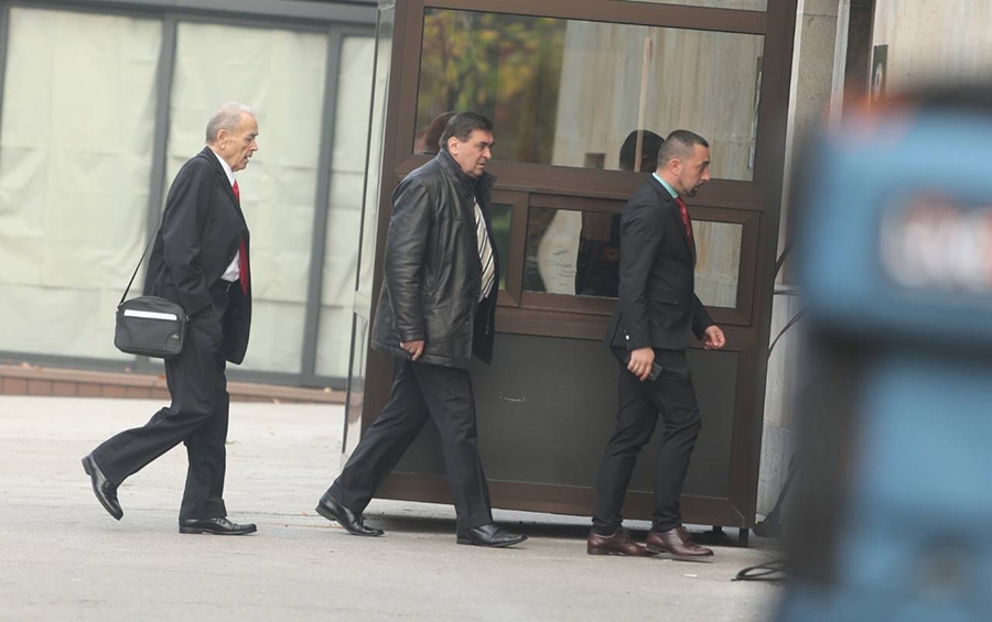 DOBOJ: Uroš Gostić na šetalištu dočekivao Dodikove nove koalicione partnere (FOTO)