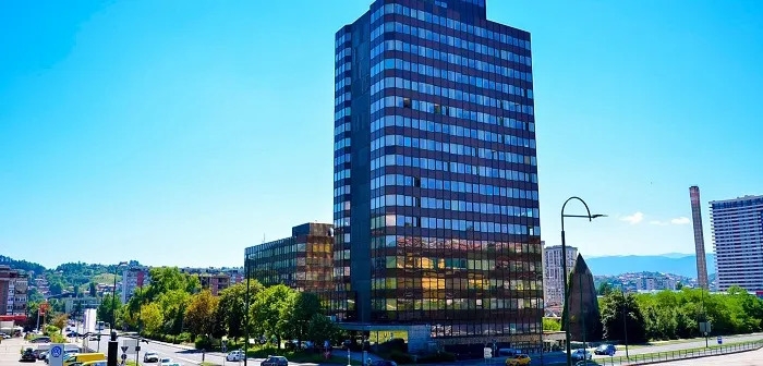 ŠTA SE DEŠAVA? Investitori ne daju novac Federaciji, a Srpska se zadužuje bez problema