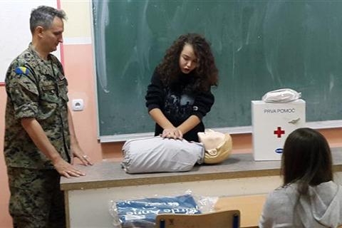 DOBOJ: Uručena pomagala iz prve pomoći