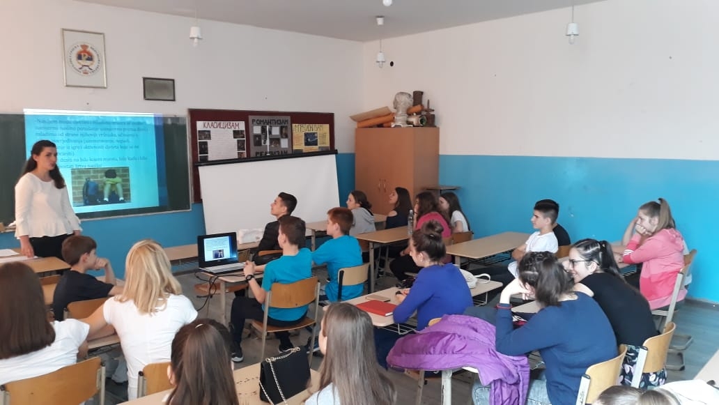 DOBOJ: O prevenciji međuvršnjačkog nasilja (FOTO)