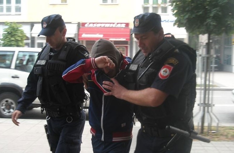 DOBOJ: Uhapšen muškarac zbog sumnje u trgovinu opojnim drogama