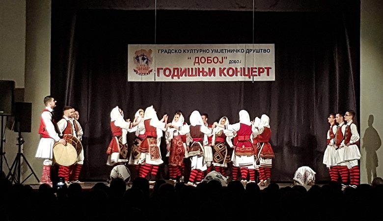 DOBOJ: Prvo veče tradicionalnih godišnjih nastupa KUD-a “DOBOJ”