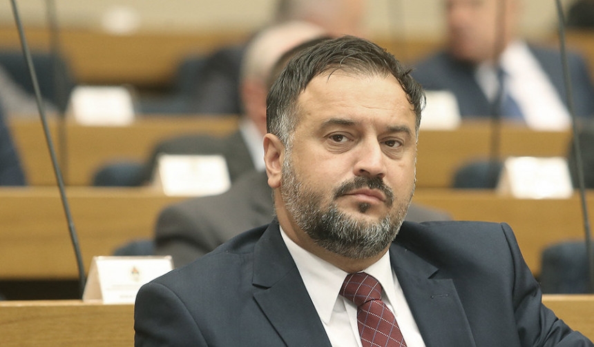 VJERUJTE MENI A NE SVOJIM OČIMA Žunić ističe da je SNSD i Dodiku stalo do imidža i razvoja Banjaluke