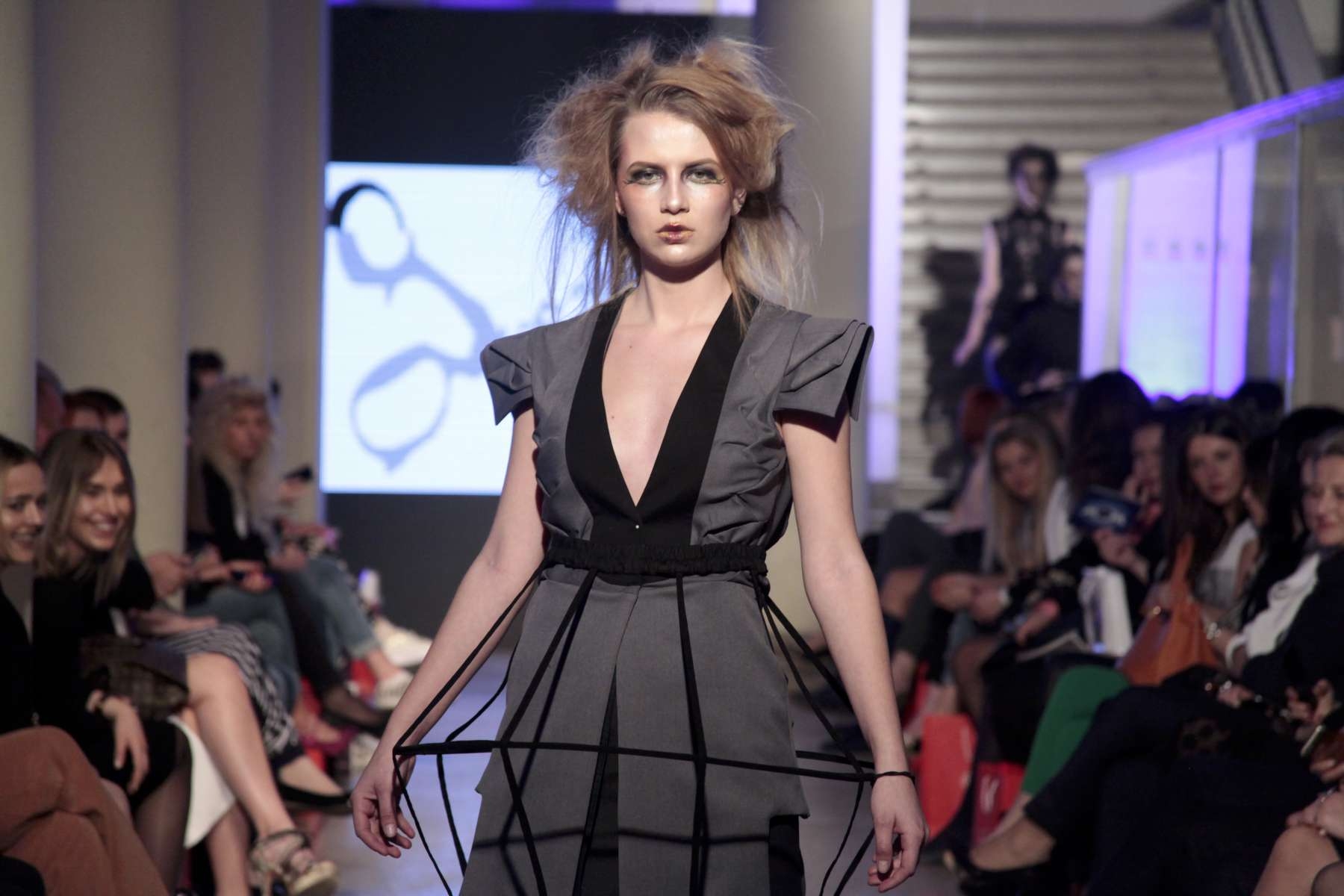 DOBOJSKI INFO PREDSTAVLJA: Mlada dizajnerica Jelena Gvozden iz Prijedora (FOTO)