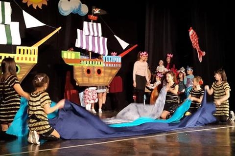 DOBOJ: Interaktivna predstava "Škola za gusare i princeze"