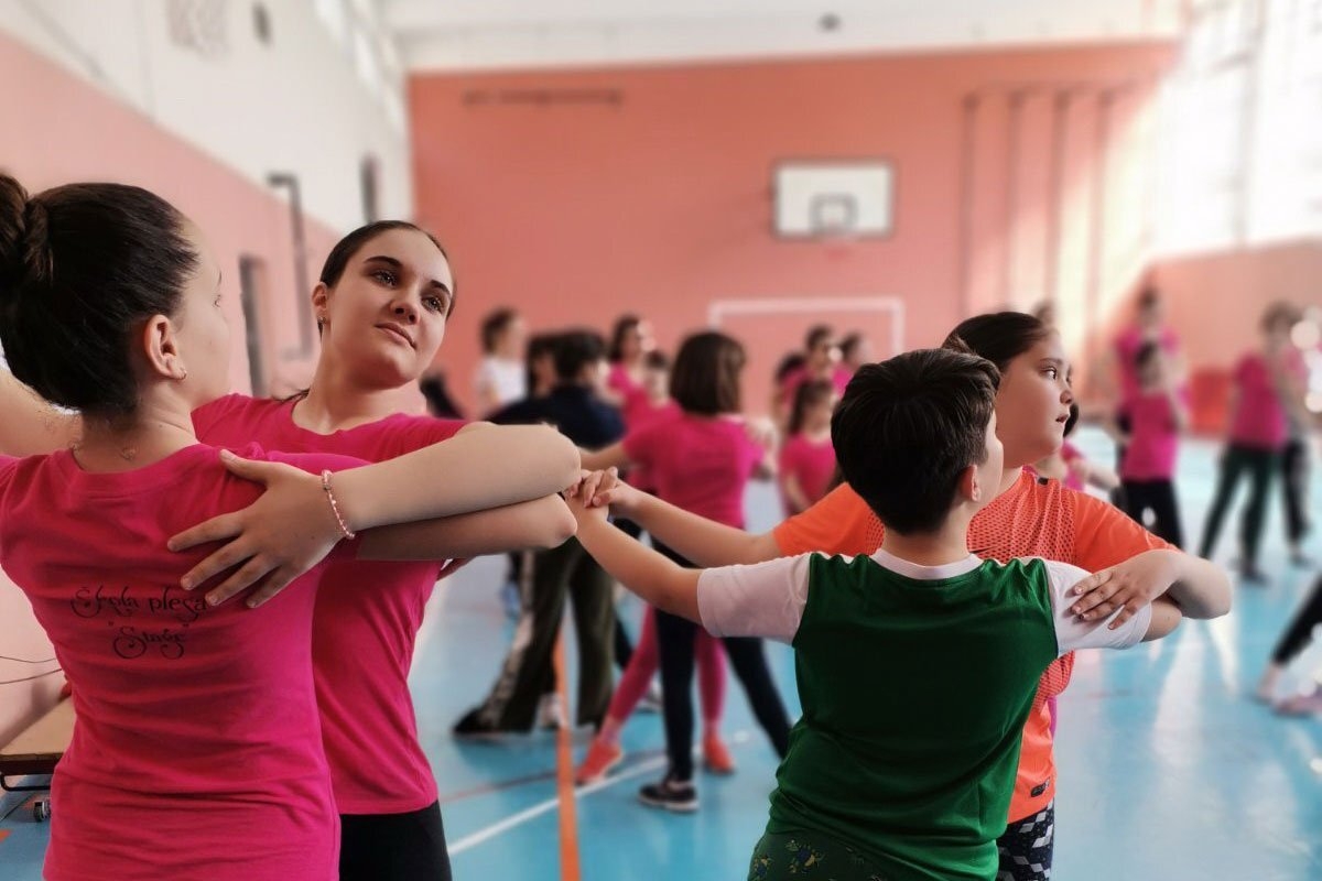 DOBOJ: Plesne cipelice milije od telefona