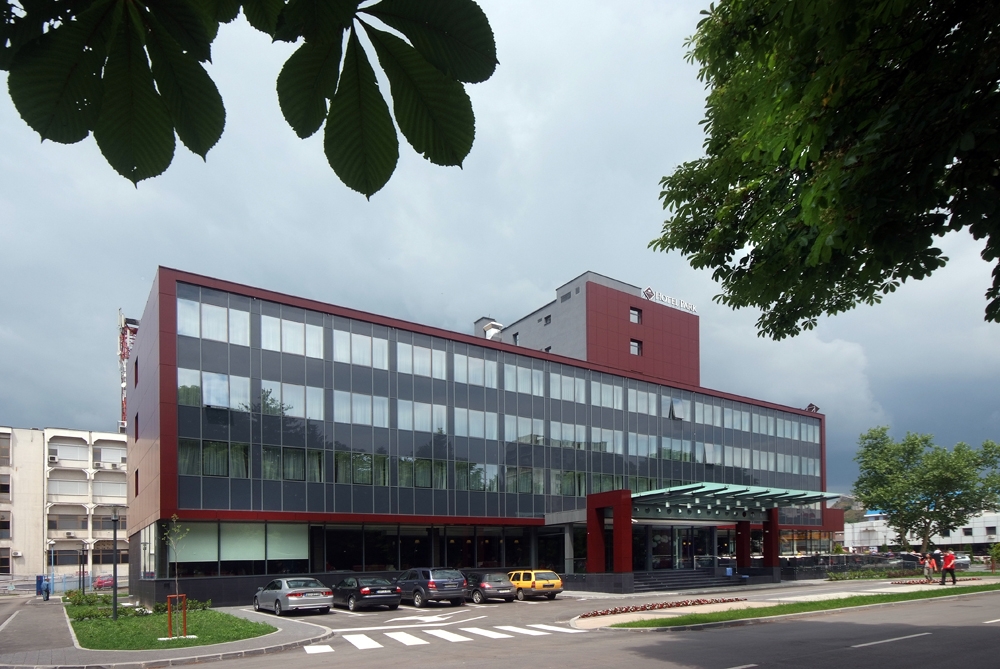 DOBOJ: Hotel “Park” u novom ruhu (VIDEO)