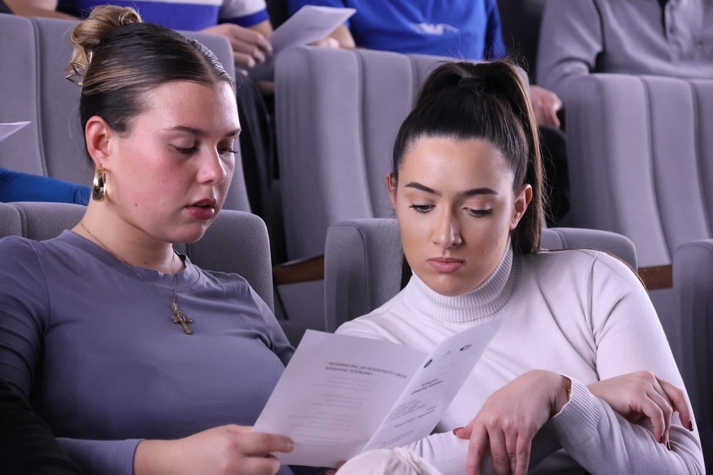 BOGAT APRILSKI PROGRAM U SKC UNIBL: Filmovi, izložbe, predavanja i predstave