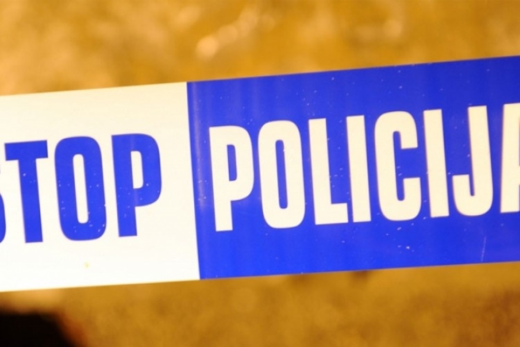 DOBOJ: Zapaljeno teretno vozilo