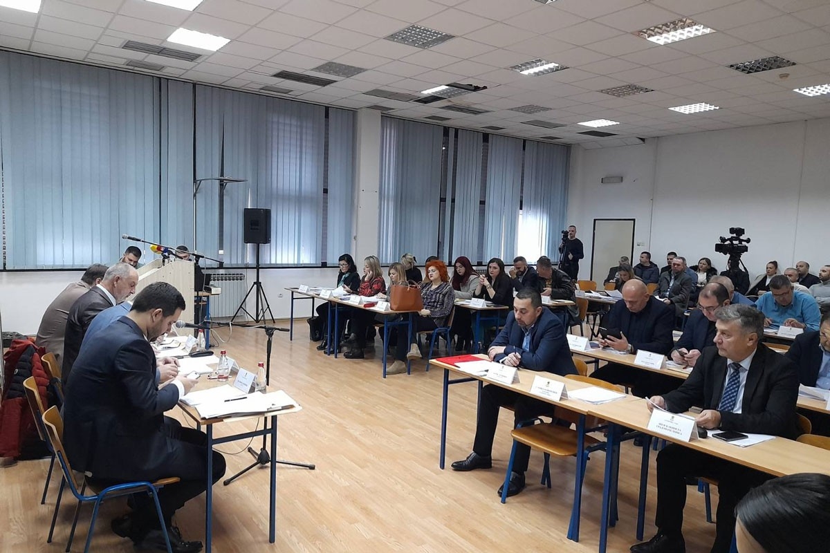 DOBOJ: U posljednjoj godini mandata Skupština daleko od stare slave