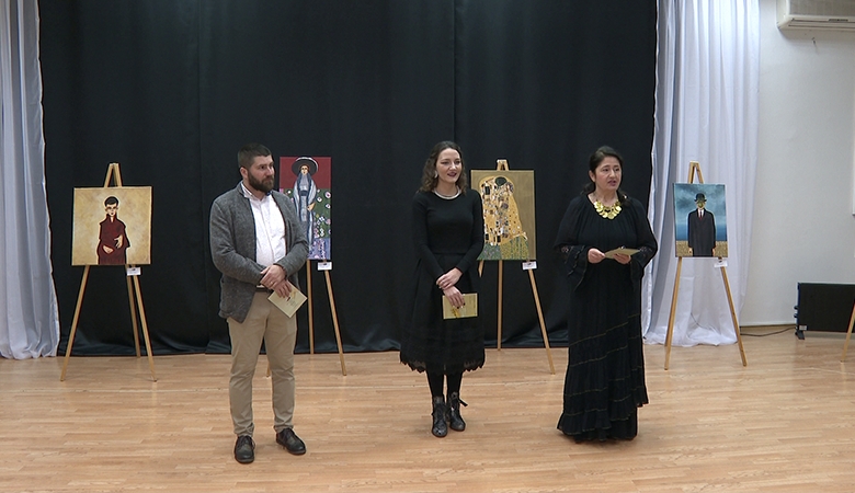 DOBOJ: Otvorena izložba „Zapad u istočnom ruhu”, autorke Mirne Jovanović (VIDEO)