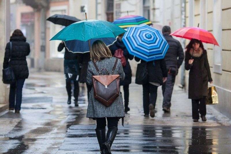 VRIJEME: I sutra kiša, pljuskovi i grmljavina