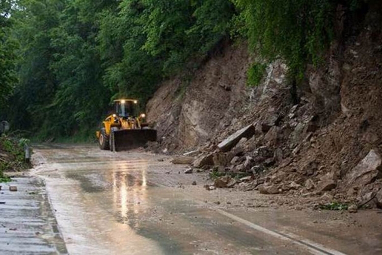 PUTEVI: Pojačane kontrole učesnika u saobraćaju