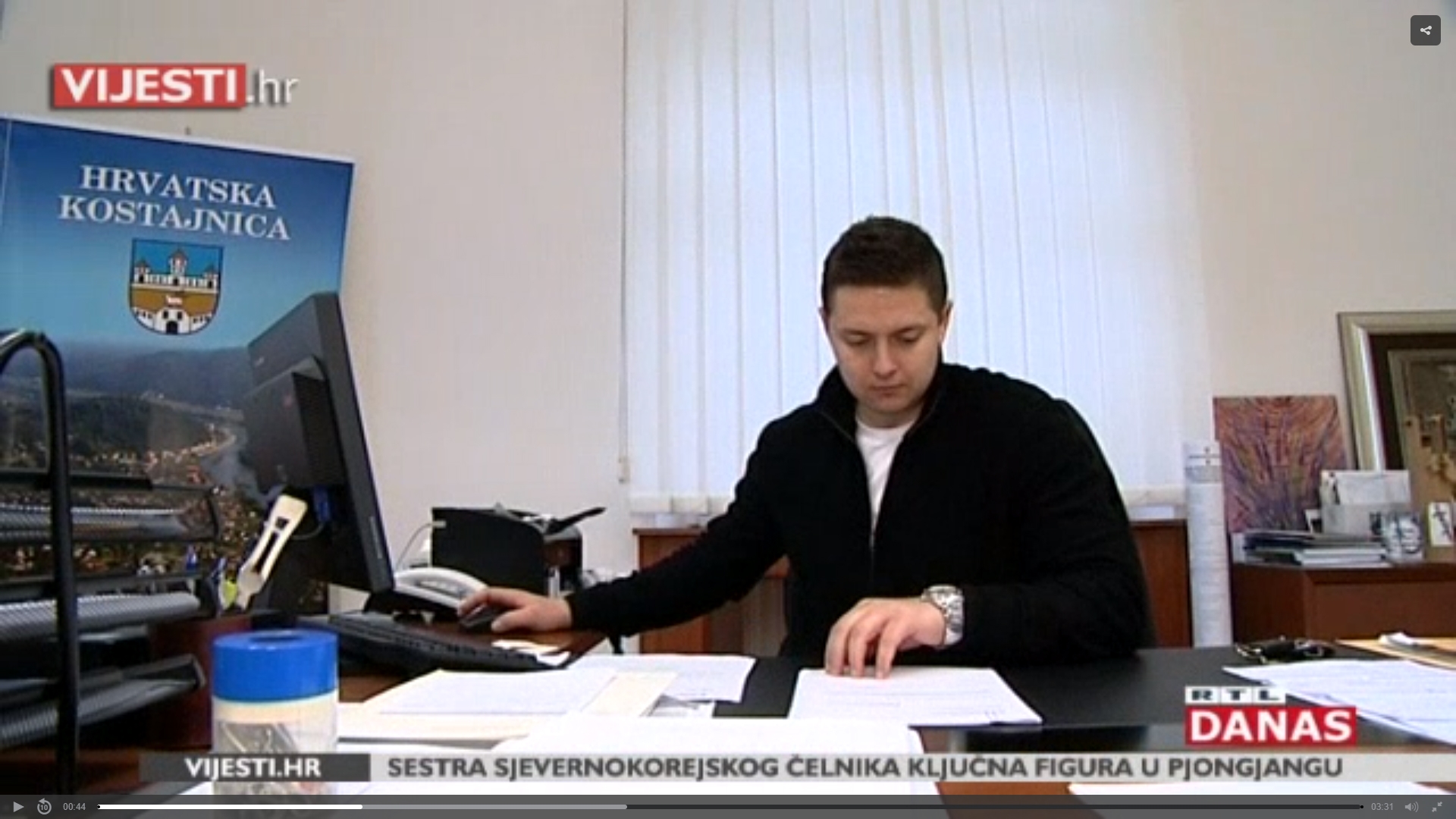 NISU SVI ISTI: Ima 28 godina, student i gradonačelnik koji oporavlja grad (VIDEO)