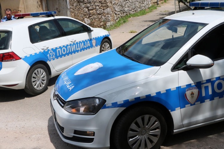 DOBOJ: Prilikom pretresa “pasata” pronađena droga