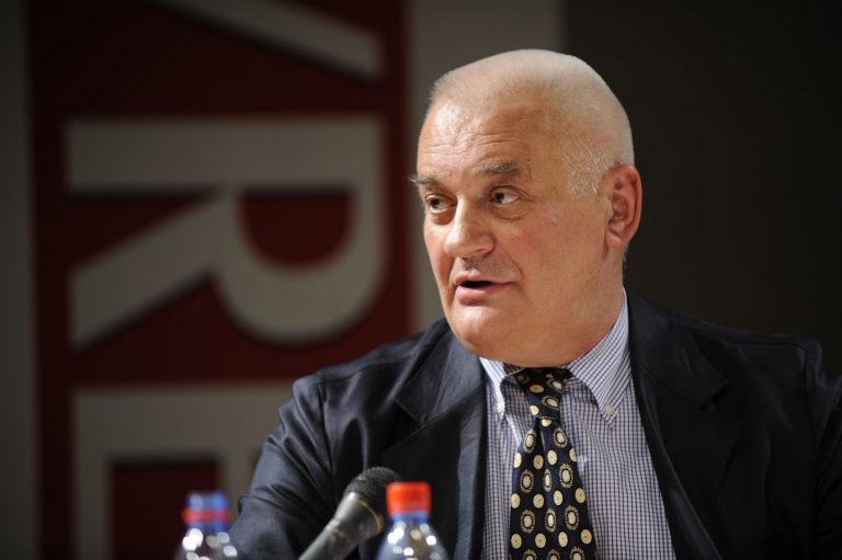 Deca žurnalizma – Kako je Tijanić otpisao »Kuriru« i zašto je to pismo važno za svakog ko zna barem 24 slova azbuke