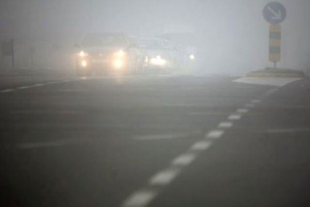 PUTEVI: Klizavi kolovozi, magla u višim predjelima i duž rijeka