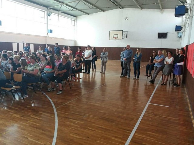 PETROVO: Edukacija o bezbjednosnim rizicima korištenja društvenih mreža