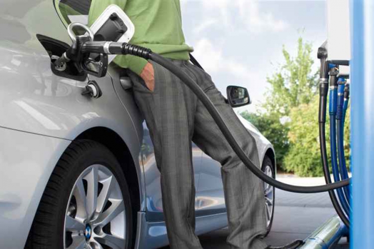 Naftaši prave uvertiru za veliko poskupljenje goriva