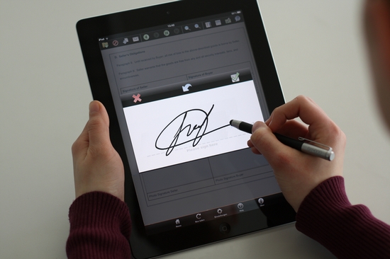 ELEKTRONSKI POTPIS U BiH: Zašto još uvijek 'ganjamo' papire