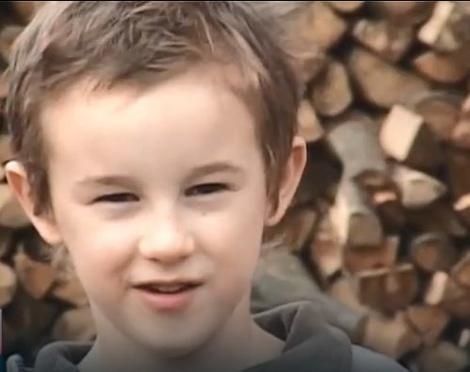 KAKO POMOĆI MALOM SLAVKU Dečak (5) iz Doboja ne čuje i ne govori, roditelji nemoćni (VIDEO)