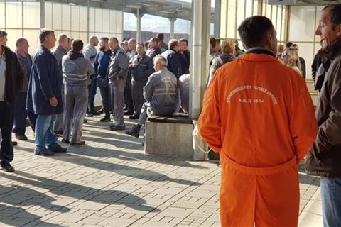 DOBOJ: Održan polučasovni štrajk upozorenja željezničara