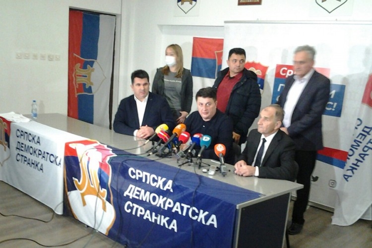 DOBOJ: Radović čestitao Jeriniću na izbornoj pobjedi