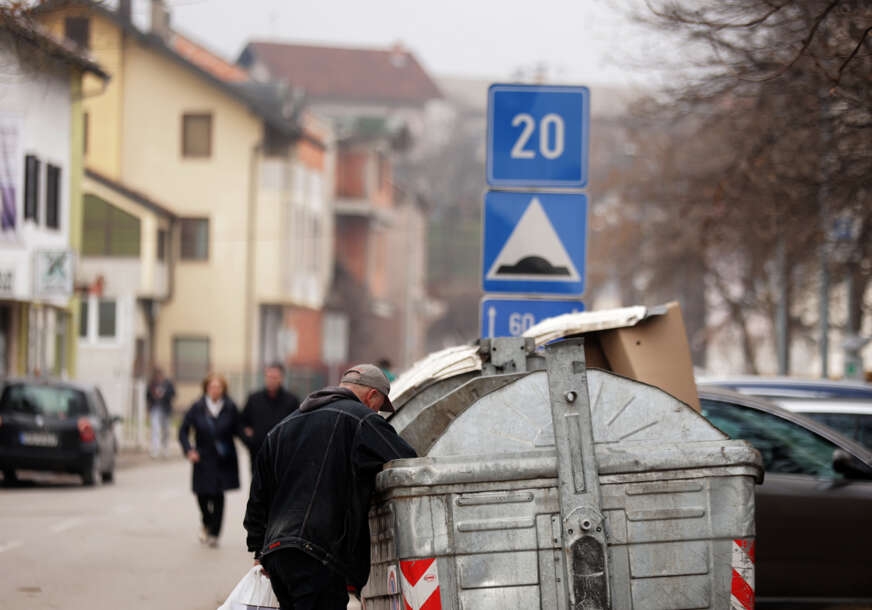 PORAŽAVAJUĆA STATISTIKA Pogledajte koliko građana SANJA MESO NA TRPEZI, a evo zbog čega mnogi ne mogu ni zaspati