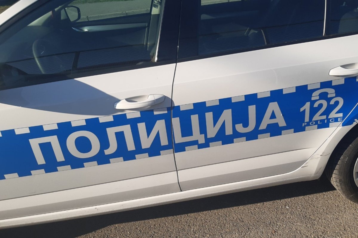 DOBOJ: Maloljetnici iz Gračanice ukrali "golf", sušara ih zaustavila
