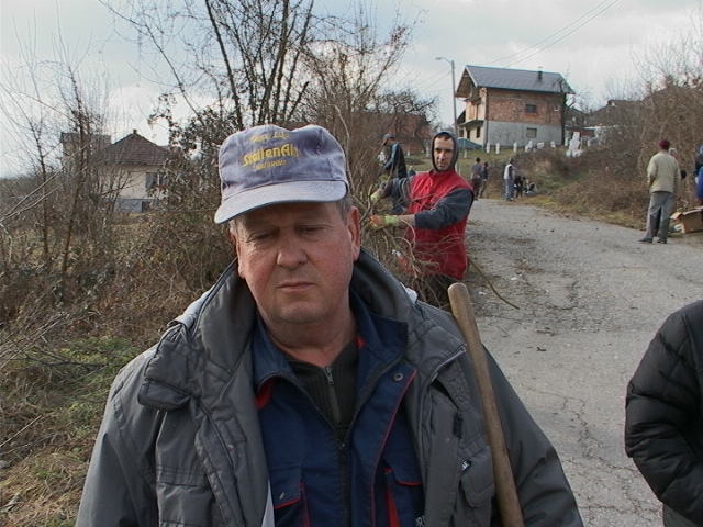 DOBOJ: Živimo 800 metara od grada, a nemamo ništa!