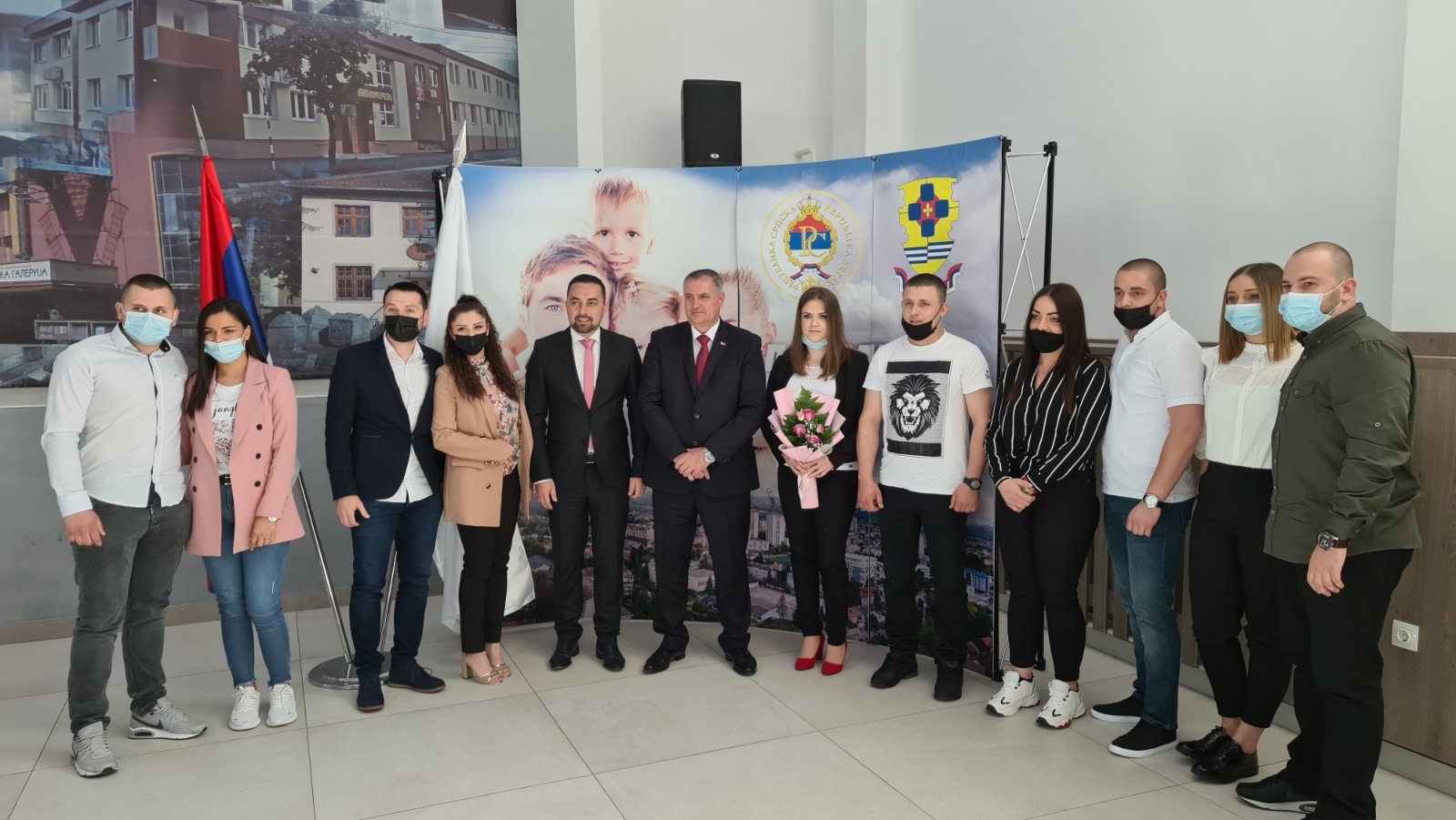 DOBOJ: Uručeni ključevi stanova za pet mladih bračnih parova