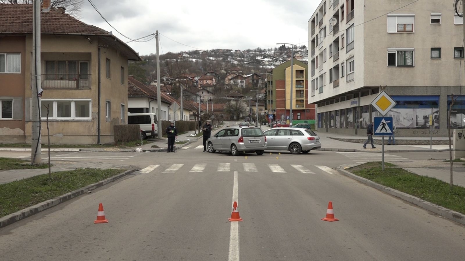 DOBOJ: Na istoj raskrsnici dogodilo se 12 saobraćajnih nezgoda?! (FOTO)