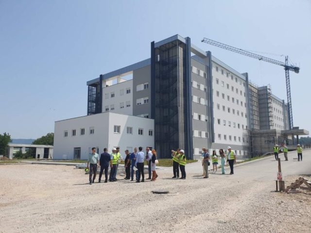 DOBOJ: Nova bolnica ponovo u kašnjenju zbog loše pripremljenog projekta?