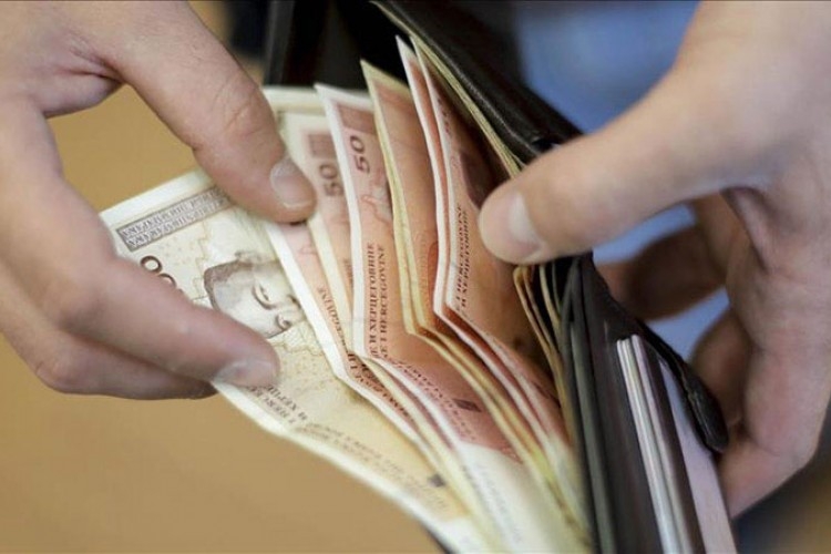 BiH: Prosječna plata u junu 1.267 KM