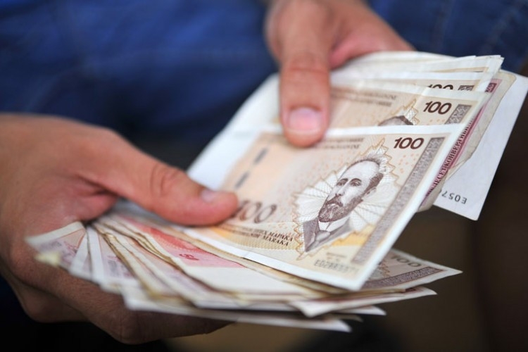 GDJE ZAVRŠAVA NOVAC PRIKUPLJEN U AKCIJAMA ZA POMOĆ OBOLJELIMA: Zamršeno klupko humanosti