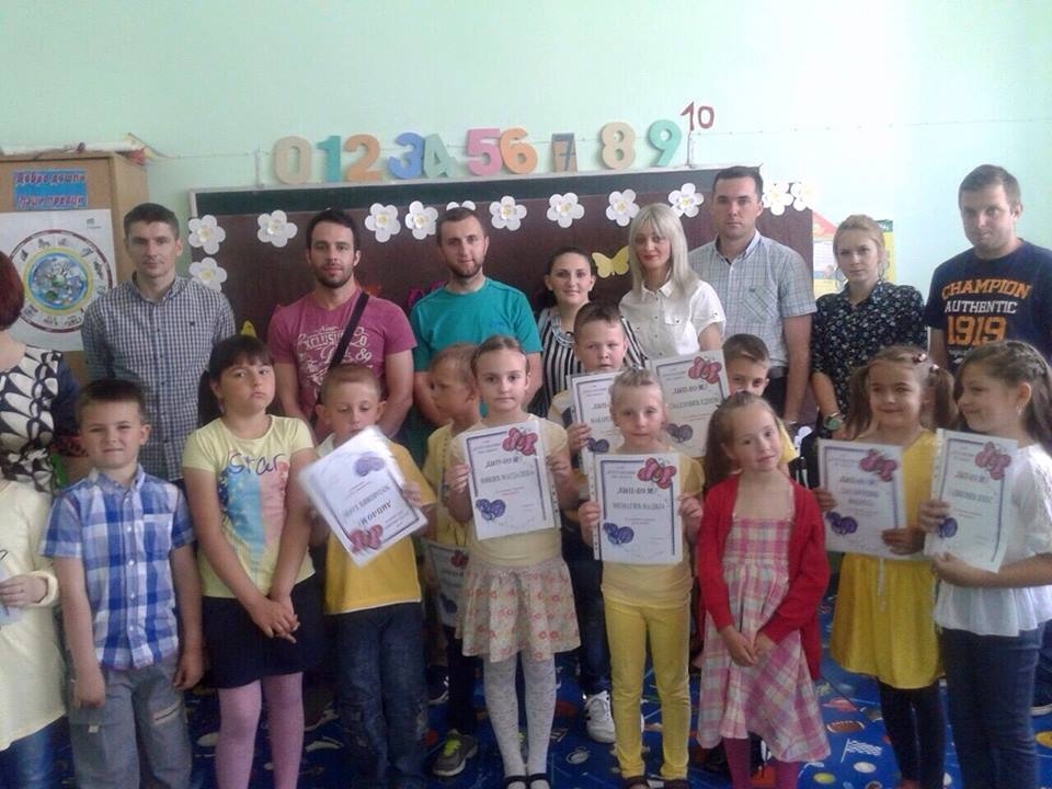 U PODRUČNOJ ŠKOLI VILA, MAKLJENOVAC Prezentacija projekta „Lektire“