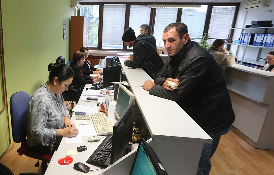 KO PLAĆA ZDRAVSTVENO Pitanje koje je danima mučilo NEZAPOSLENE konačno dobilo odgovor