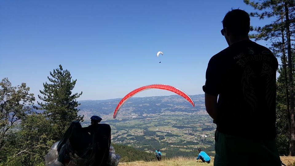 DOBOJ: Završeno šesto takmičenje paraglajdera - "OZRENALINE XC - DOBOJ 2017" (FOTO)