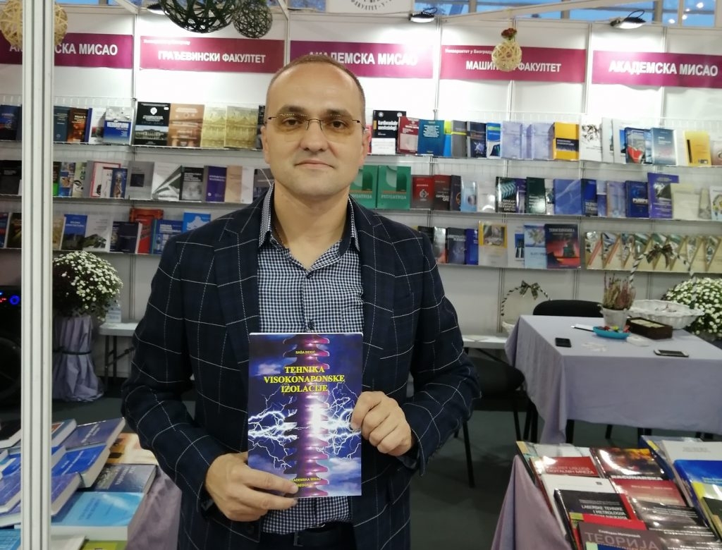 DOBOJ: Predstavljena knjiga “Tehnika visokonaponske izolacije”, autora Saše Đekića