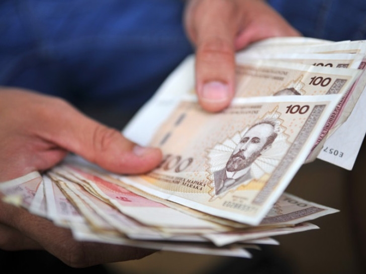 Od kojeg mjeseca će se u Srpskoj isplaćivati veće plate