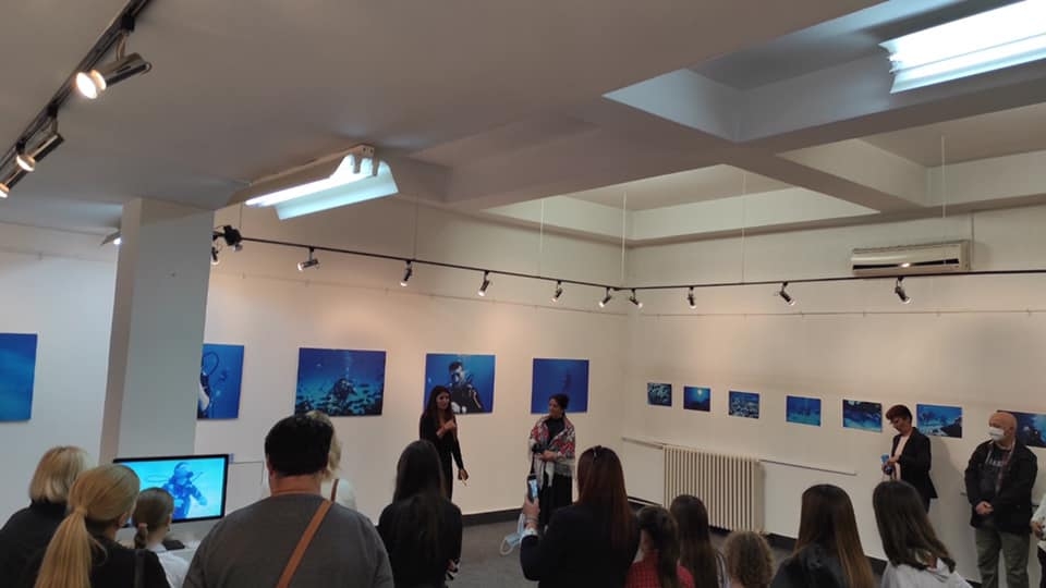 DOBOJ: Otvorena izložba podvodne fotografije "Veliko plavetnilo"