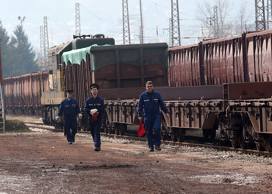 ŽELJEZNIČARI PRIJETE ŠTRAJKOM “Prošli su svi vozovi za upravu ŽRS”