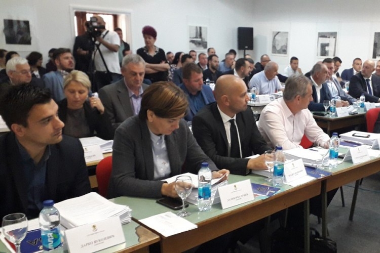 DOBOJ: Odbornici mogu da govore samo kad dobiju riječ