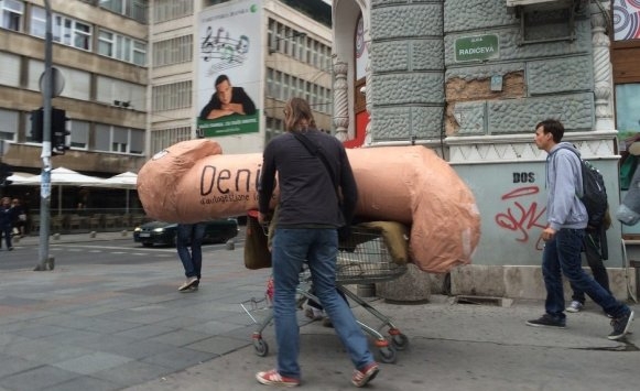 ŠTA JE NAMA PENIS: Tihi i priglupi heroj, a ne zločinac naše kulture