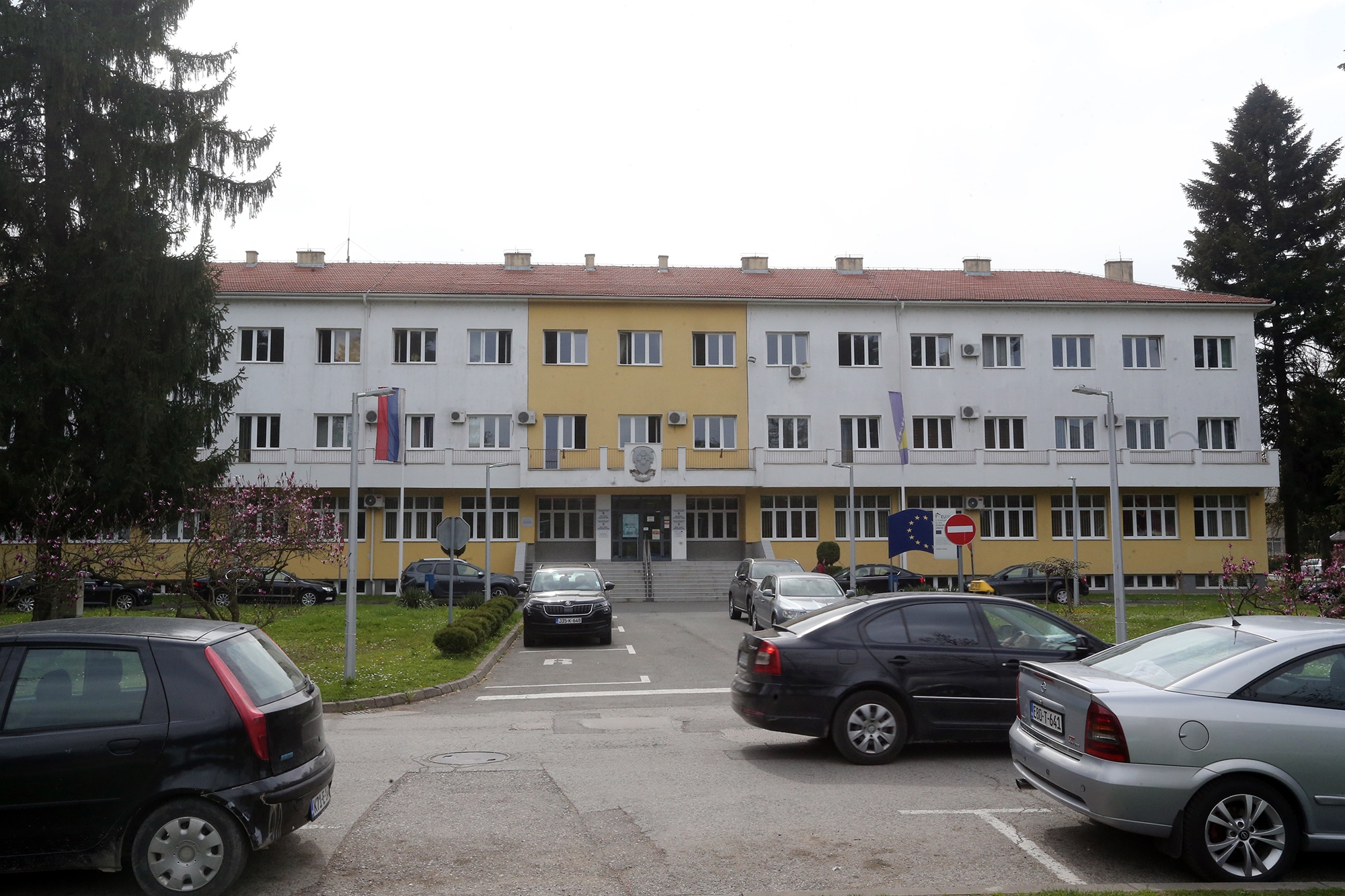 DOBOJ: Ako je 28,5 miliona malo, daćemo više novca za novu zgradu!?