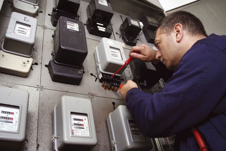 BIH USKLAĐUJE NAKNADE SA STANDARDIMA EVROPSKE UNIJE: Stižu akcize i na struju