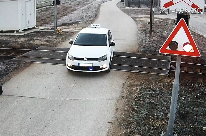 APEL: Poštovanje saobraćajnih propisa - manje nezgoda na putnim prelazima